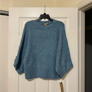 NWT Democracy Wide Sleeve Sweater Size Large